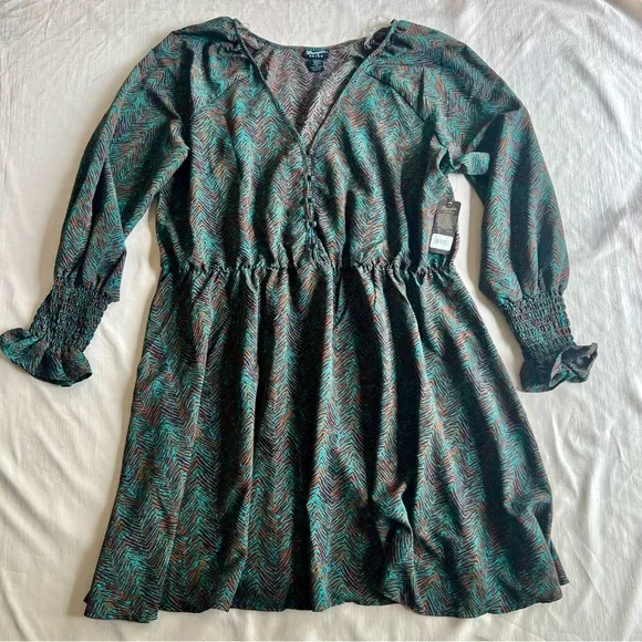 Wrangler Retro NWT Green Brown V-Neck Long Sleeve Stretchy Dress Size 3XL - Picture 1 of 9
